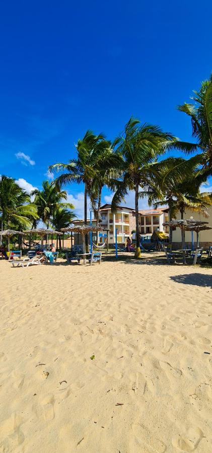 Hotel Brisa Dos Abrolhos Alcobaça Dış mekan fotoğraf